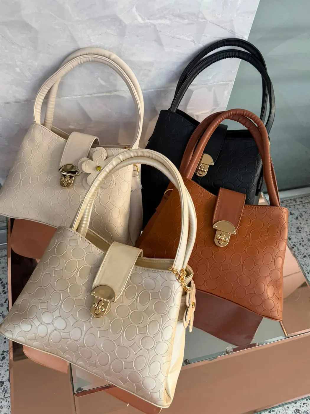 Cartera Florata, foto 5 de 7